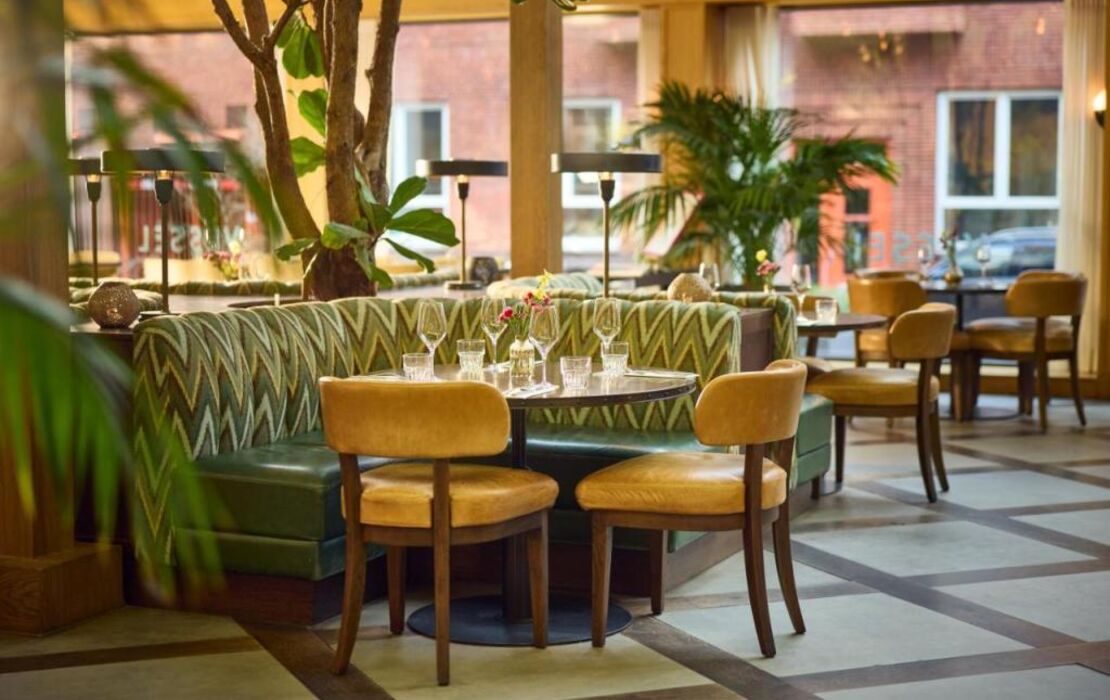 The July - Boat & Co