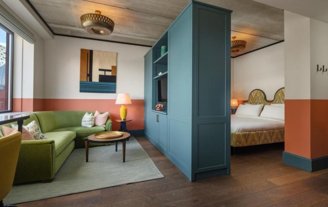 The July - Boat & Co