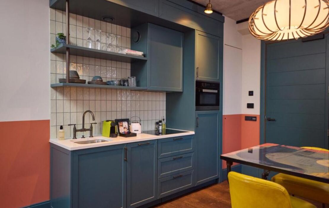 The July - Boat & Co