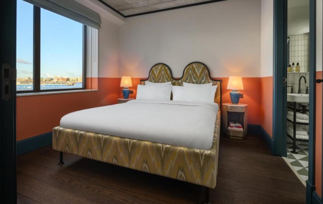 The July - Boat & Co