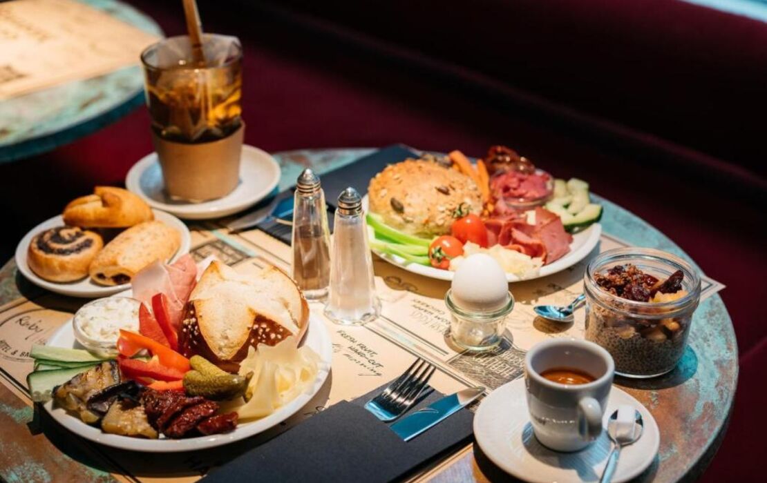 Ruby Lucy Hotel London by IHG