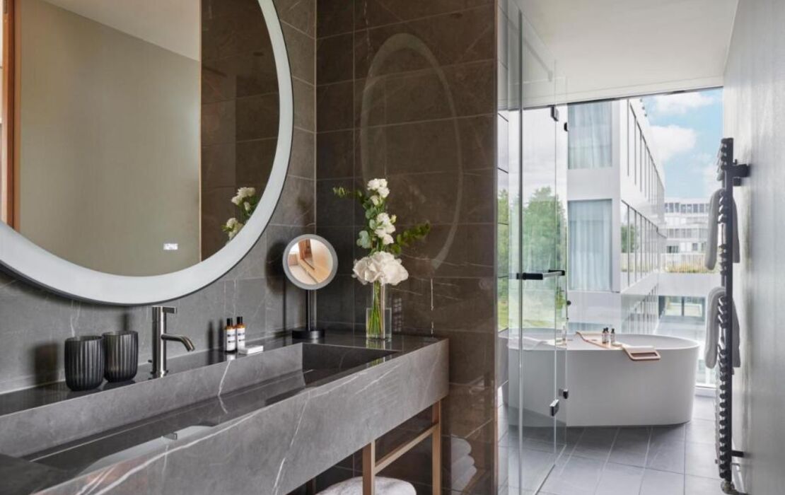 Hyatt Regency Zurich Airport Circle