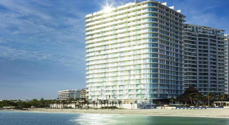 SLS Cancun