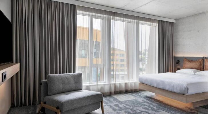 Moxy Bergen