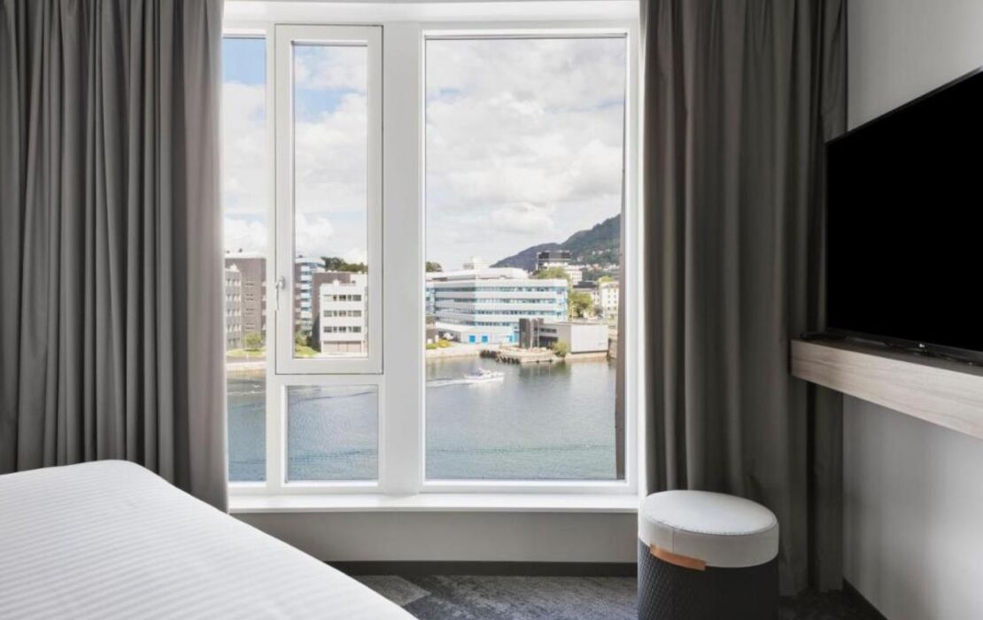 Moxy Bergen