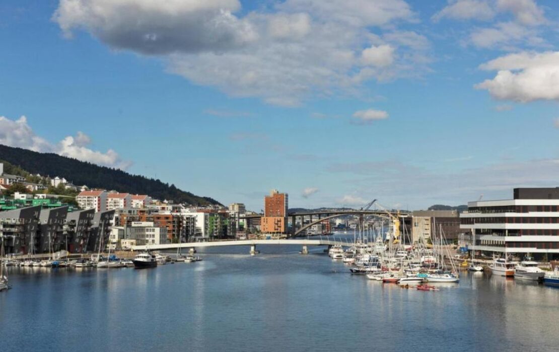Moxy Bergen