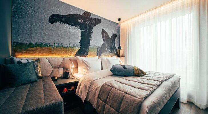 Hotel AX