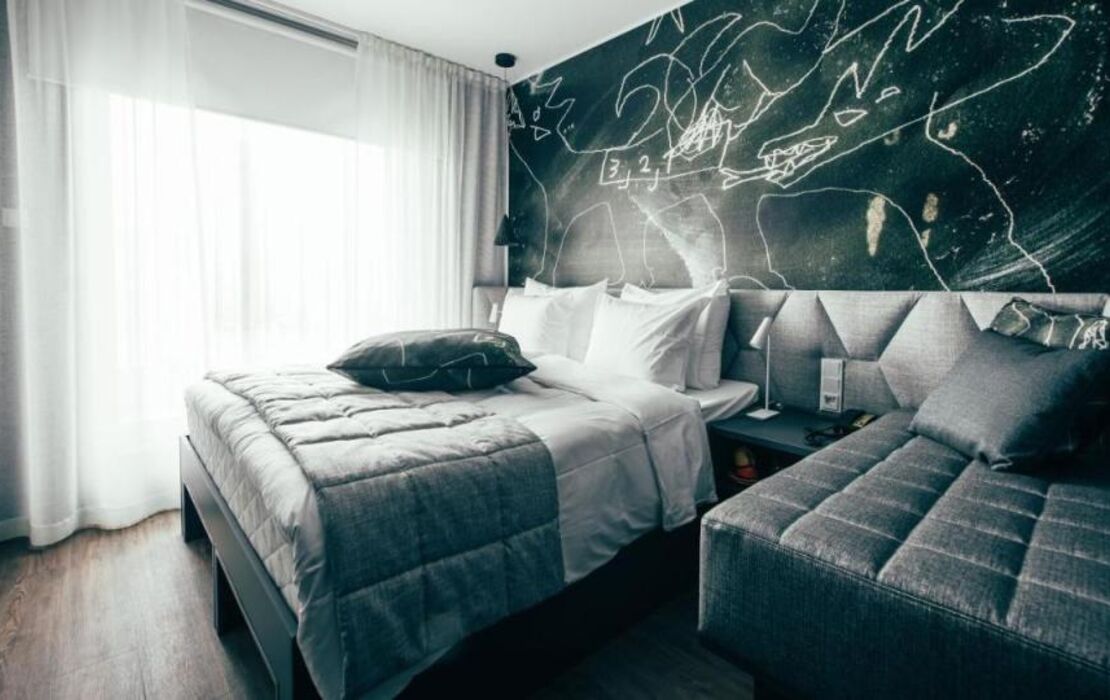 Hotel AX