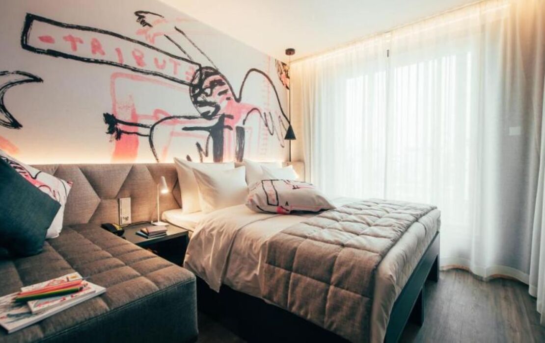 Hotel AX