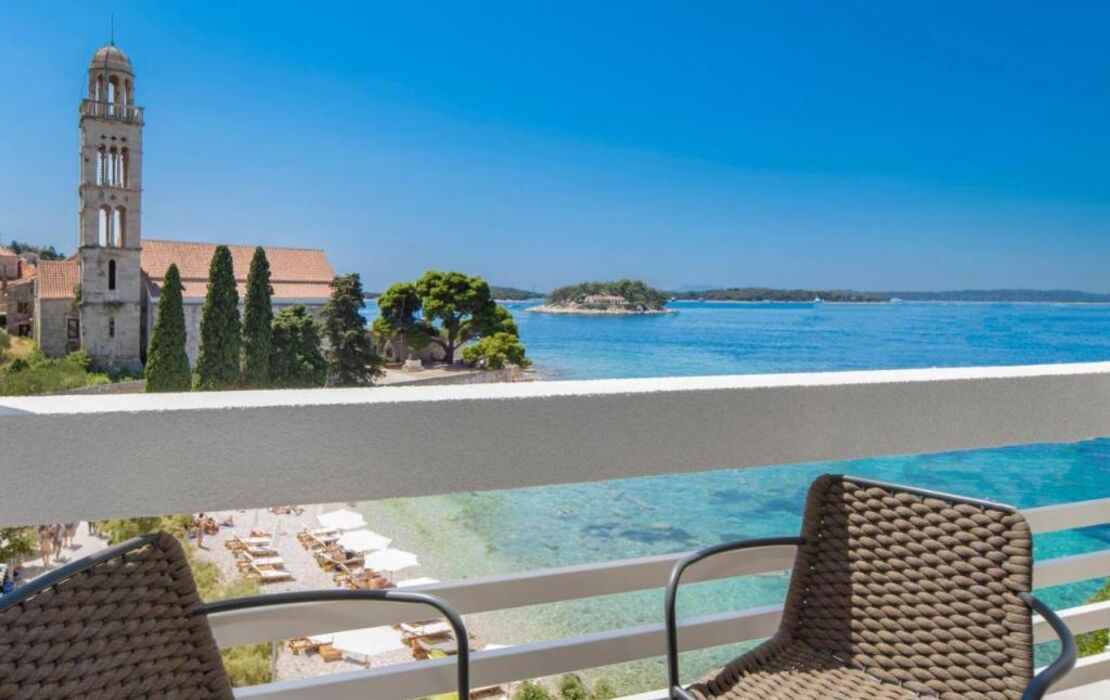 Beach Bay Hvar Hotel