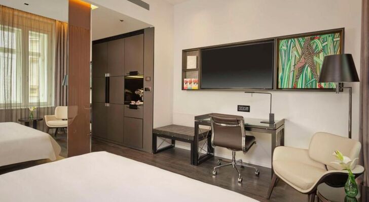 art'otel Zagreb, Powered by Radisson Hotels