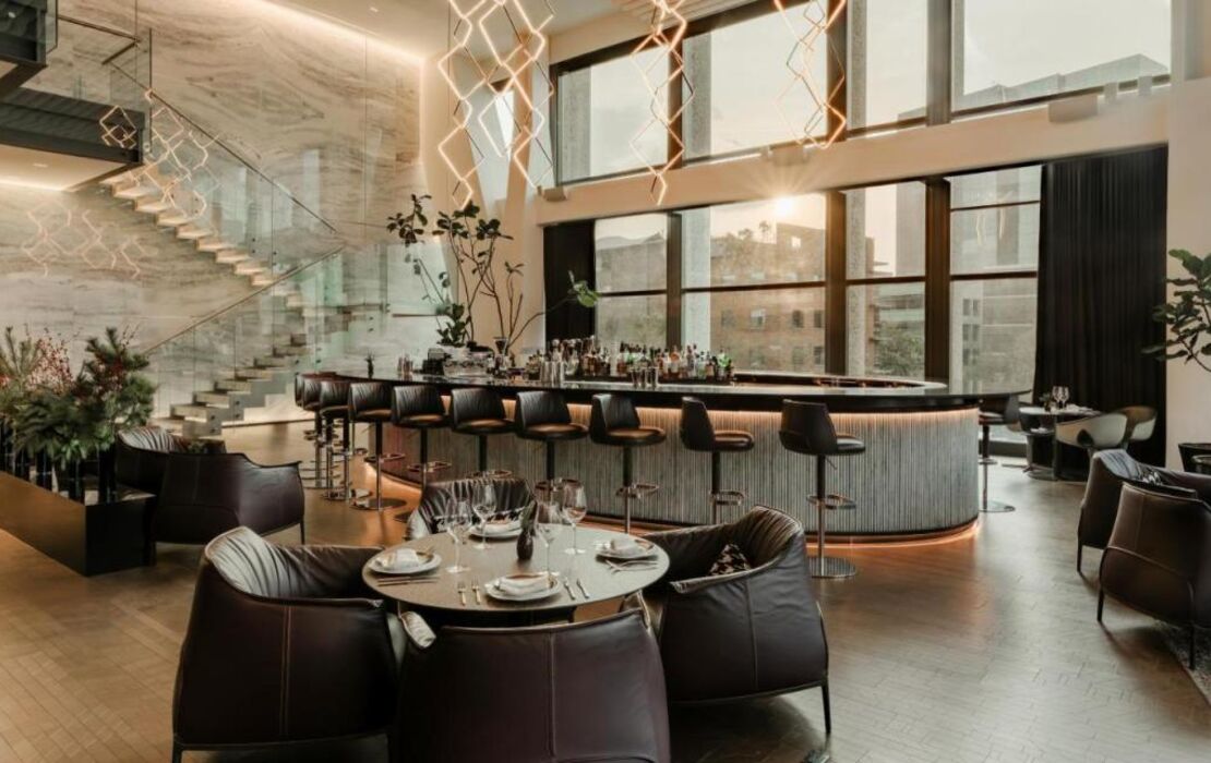 Alexander, Member of The Leading Hotels of the World