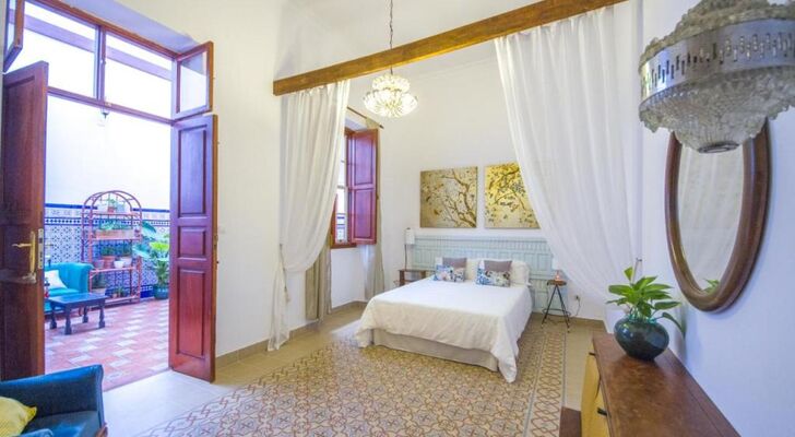 Aminta Home charmy rooms in Vegueta