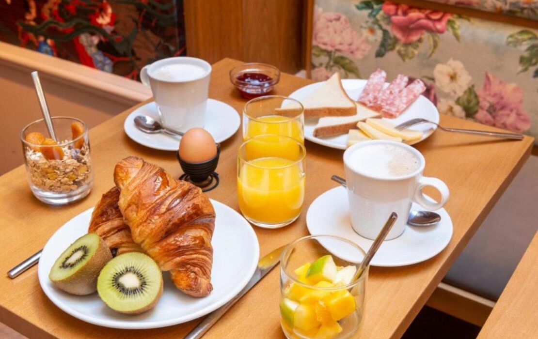 Maison Axel Opéra Paris