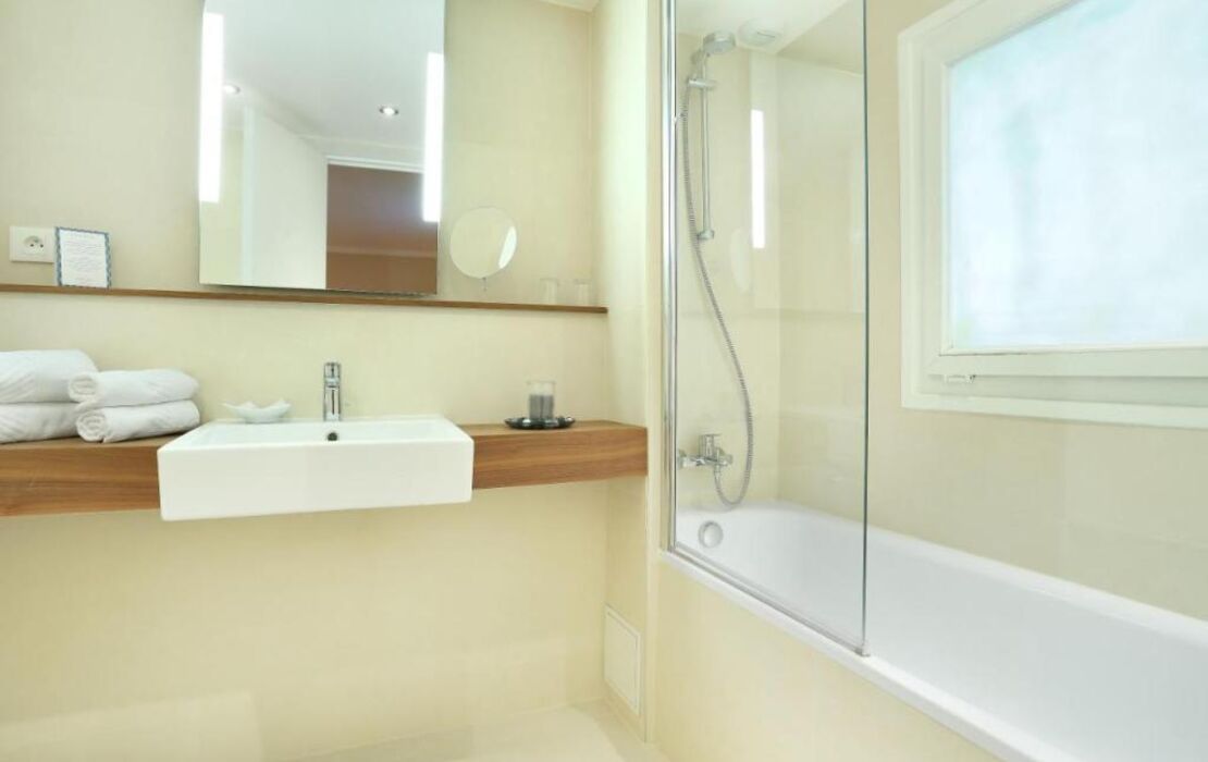 Maison Axel Opéra Paris