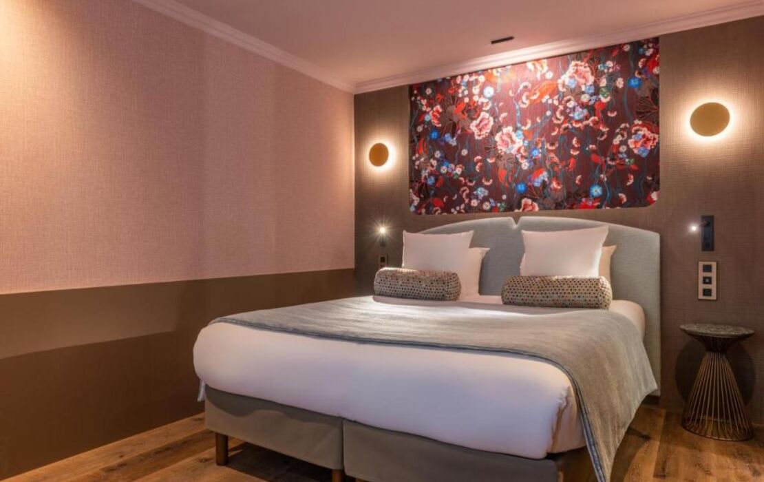 Maison Axel Opéra Paris