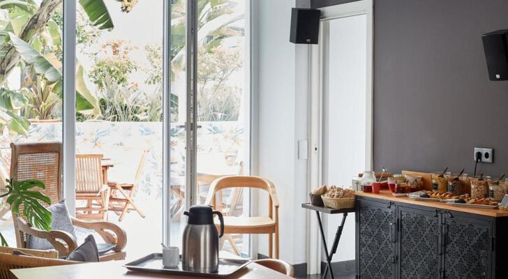 Casa Apollo Guesthouse
