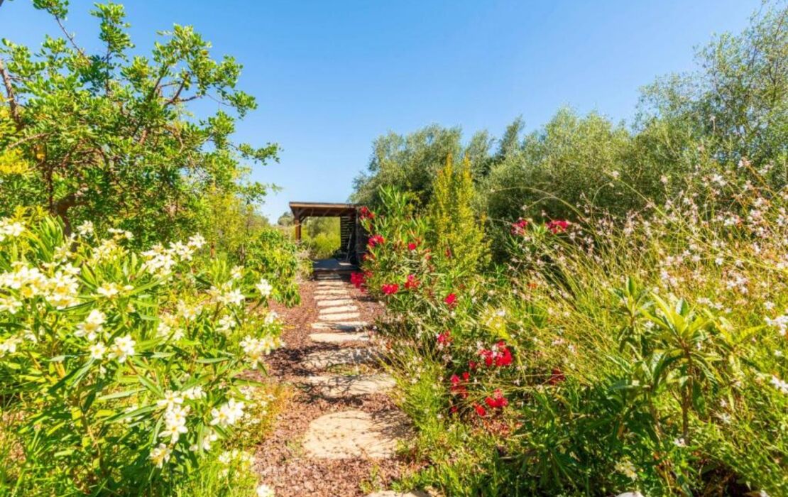 Laranjal Farm House