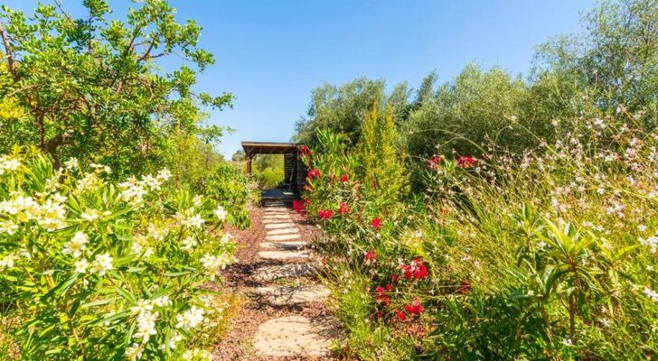 Laranjal Farm House