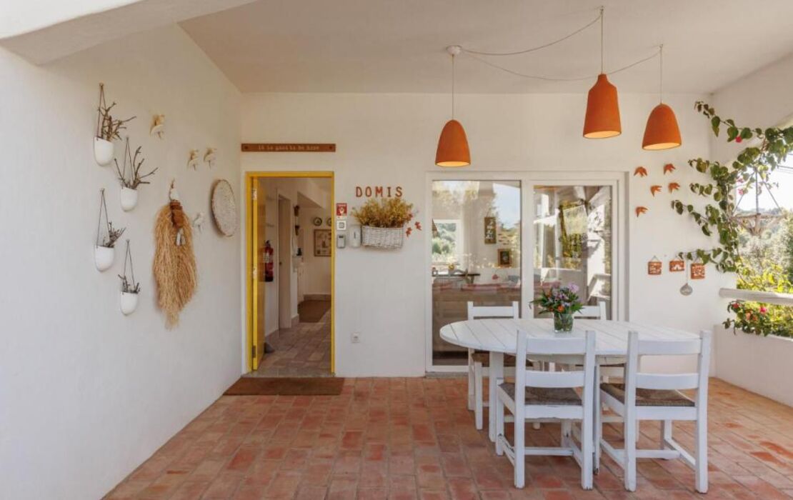 Laranjal Farm House