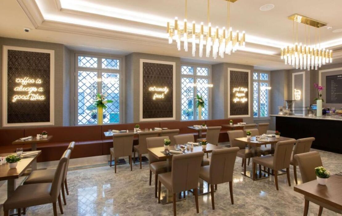 Aleph Rome Hotel, Curio Collection By Hilton