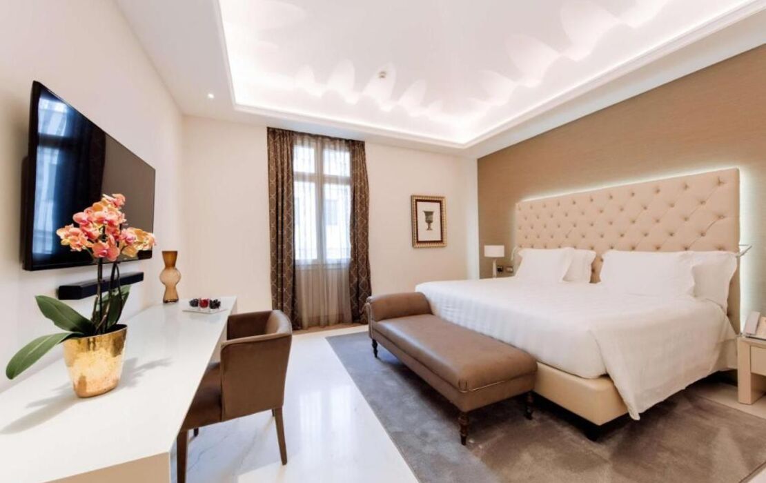 Aleph Rome Hotel, Curio Collection By Hilton