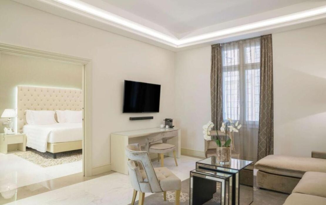 Aleph Rome Hotel, Curio Collection By Hilton
