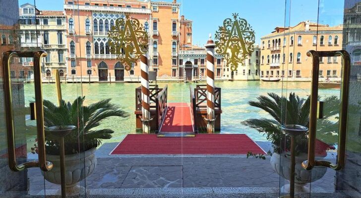 Sina Palazzo Sant'Angelo
