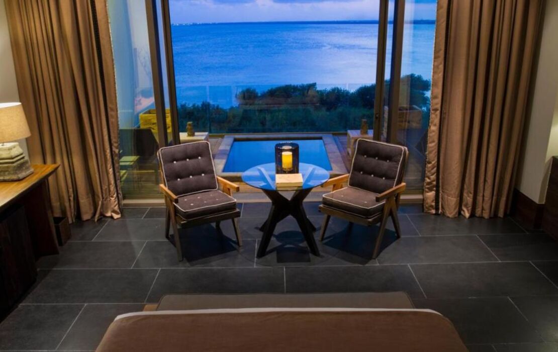 NIZUC Resort & Spa