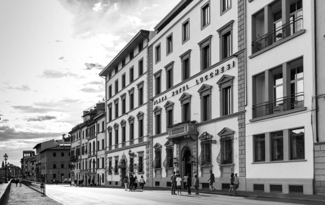 Plaza Hotel Lucchesi
