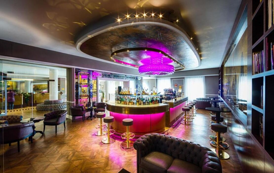 Plaza Hotel Lucchesi