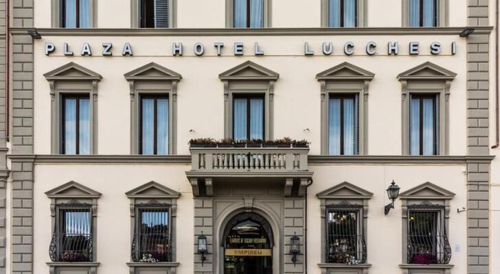 Plaza Hotel Lucchesi