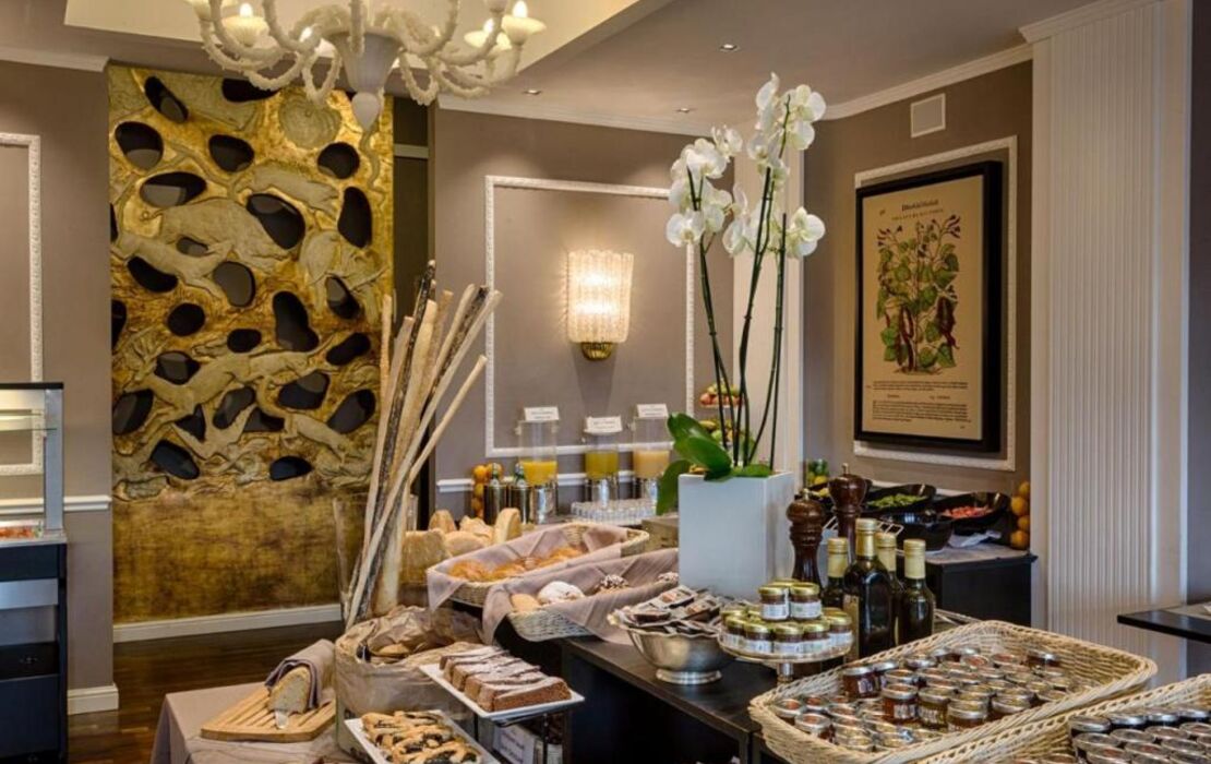 Plaza Hotel Lucchesi