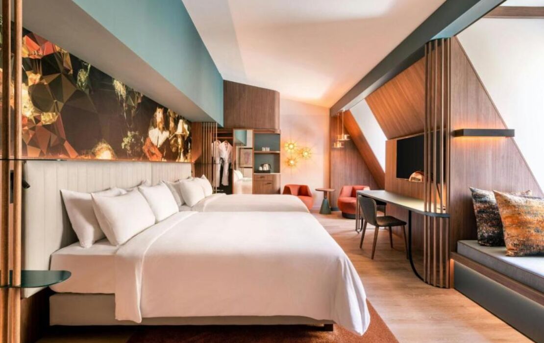 Renaissance Amsterdam Hotel