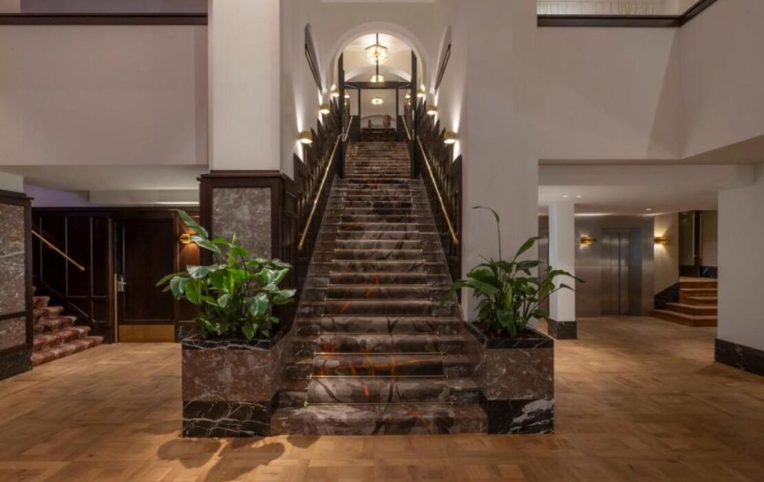 Clayton Hotel Amsterdam American