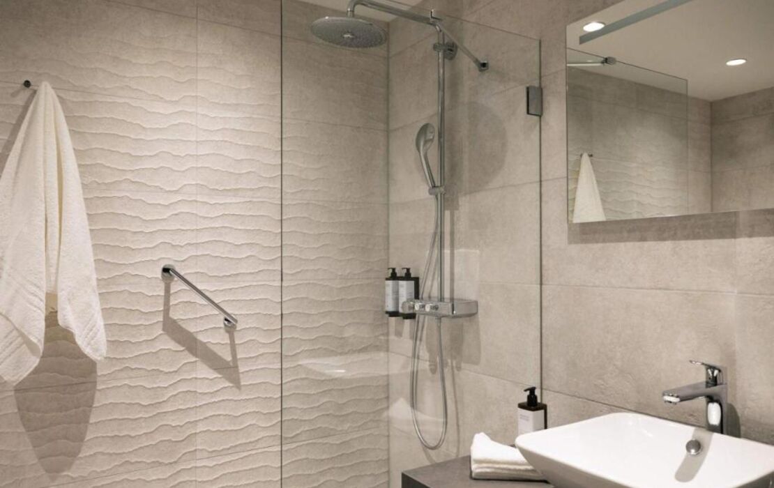 Mercure Amsterdam North Station