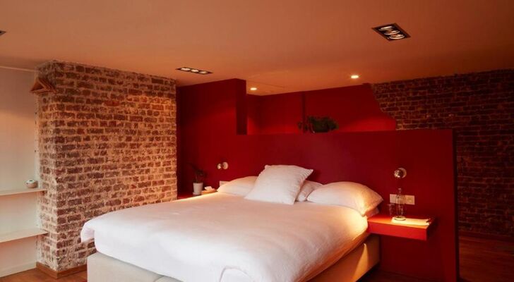 Chambre d'Amis by Alix