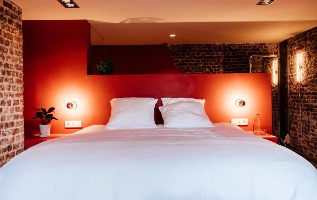 Chambre d'Amis by Alix