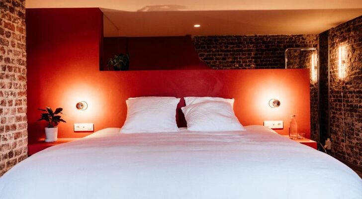 Chambre d'Amis by Alix