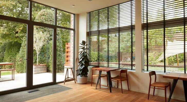Chambre d'Amis by Alix