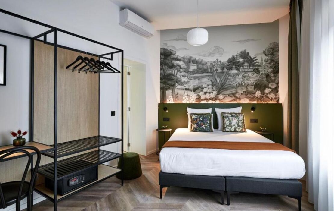 Urban Yard Hotel
