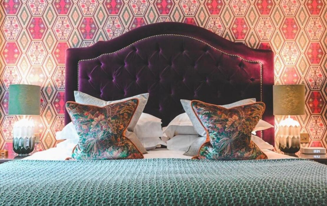 The Rutland Hotel & Apartments