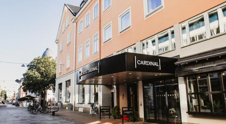 Home Hotel Cardinal