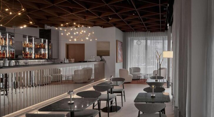 Iceland Parliament Hotel, Curio Collection By Hilton