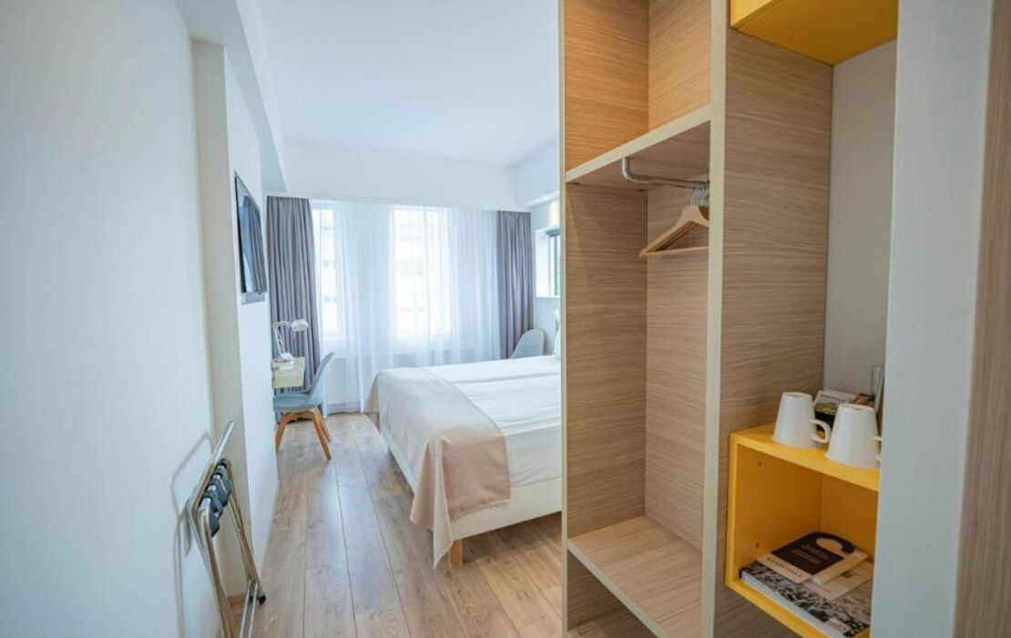 Storm Hotel by Keahotels