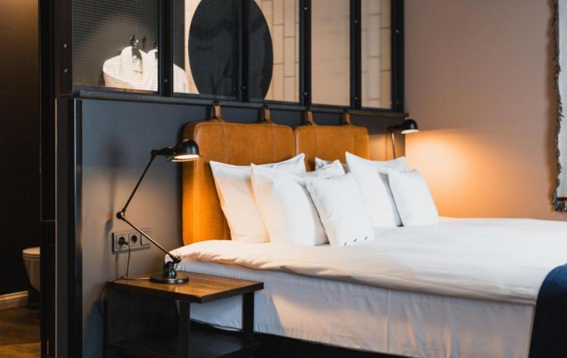 Exeter Hotel