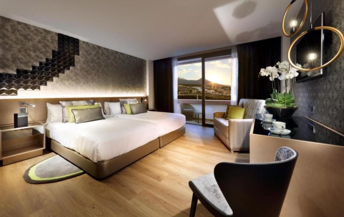 Hard Rock Hotel Tenerife