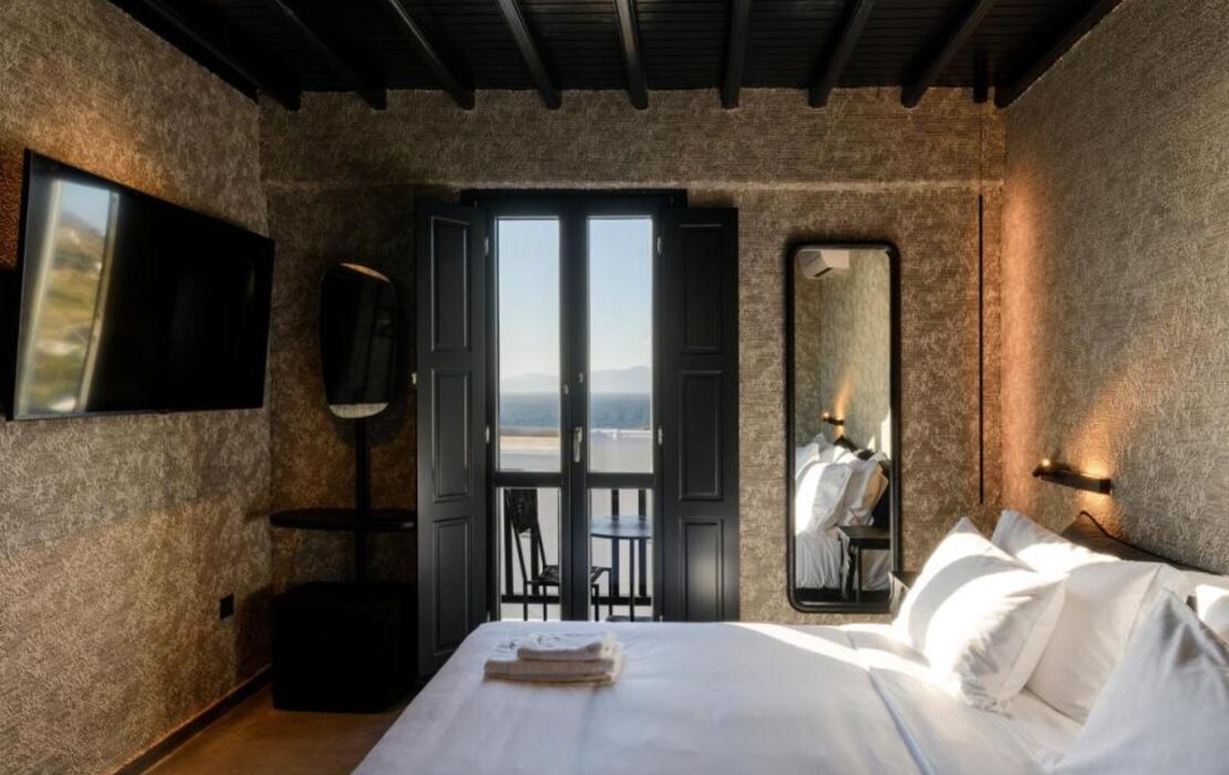 She Mykonos Boutique Hotel