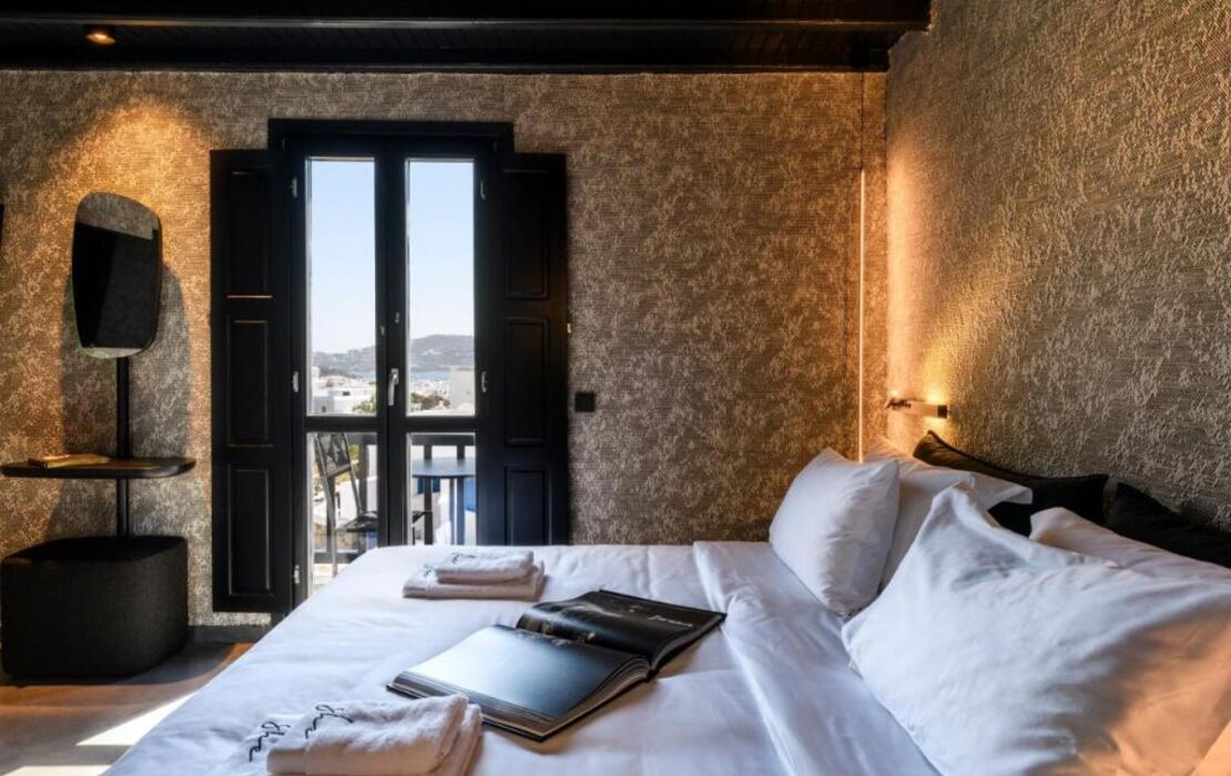 She Mykonos Boutique Hotel