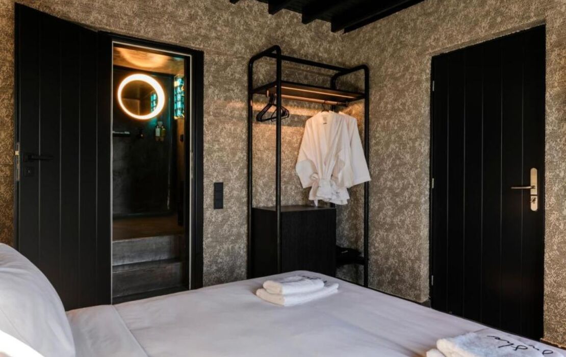 She Mykonos Boutique Hotel